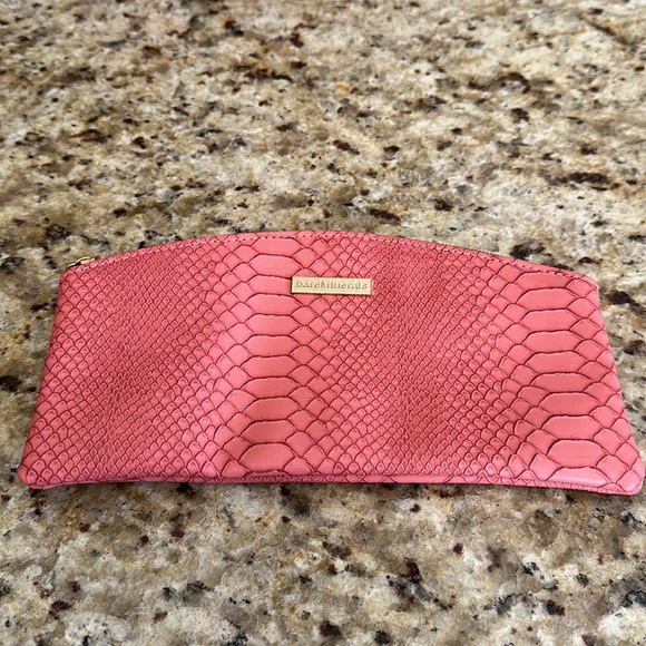 NEW 2 Clinique and 1 Bare Minerals make up bags - Picture 2 of 4